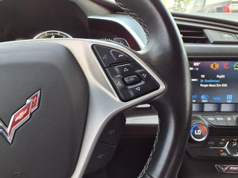 Used 2019 Chevrolet Corvette Stingray Coupe w/ 1LT RWD image 24