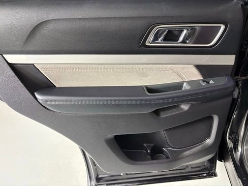 Used 2017 Ford Explorer XLT w/ Equipment Group 202A image 67