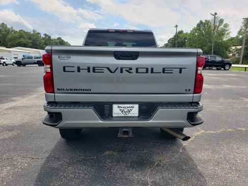 Used 2024 Chevrolet Silverado 2500 LT AWD/4WD image 8