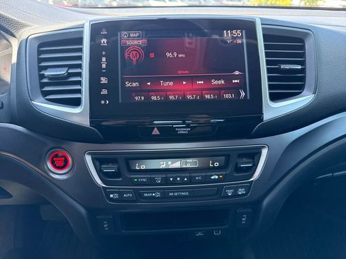 Used 2019 Honda Ridgeline RTL-T image 18