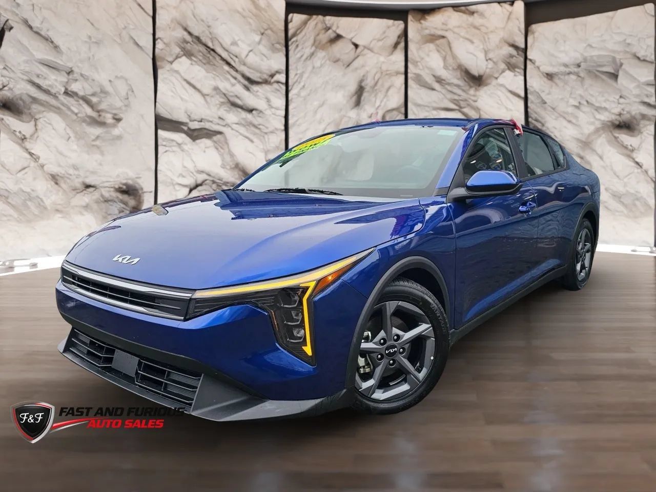 Used 2025 Kia K4 FWD image 2