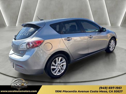 Used 2012 MAZDA MAZDA3 i Grand Touring w/ Tech Pkg FWD image 5