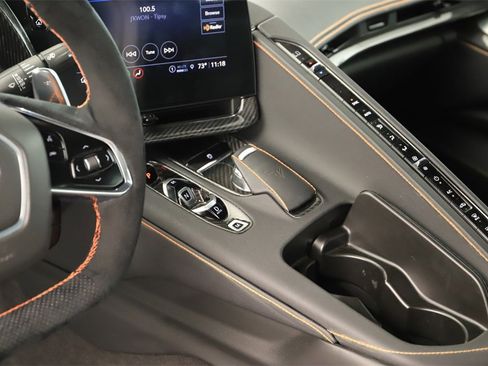Used 2022 Chevrolet Corvette Stingray Coupe w/ Z51 Performance Package image 18