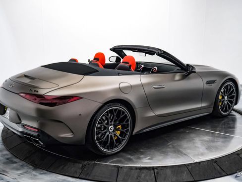 Used 2022 Mercedes-Benz SL 55 AMG 4MATIC image 24