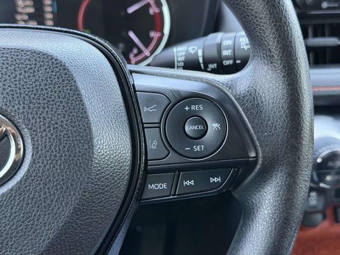 Certified 2019 Toyota RAV4 Adventure AWD/4WD image 11