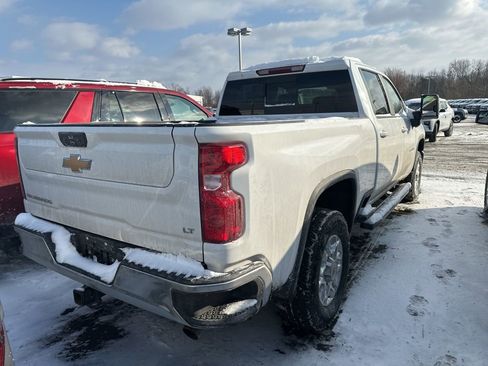 Used 2025 Chevrolet Silverado 2500 LT w/ Convenience Package image 2