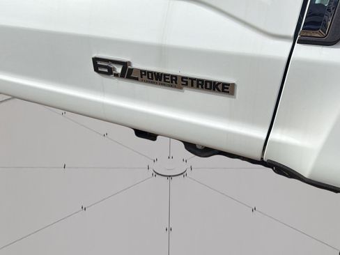 New 2025 Ford F250 XL w/ XL Chrome Package RWD image 7