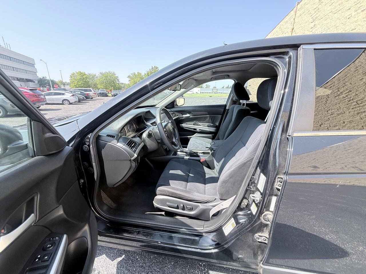 Used 2013 Honda Crosstour EX image 8