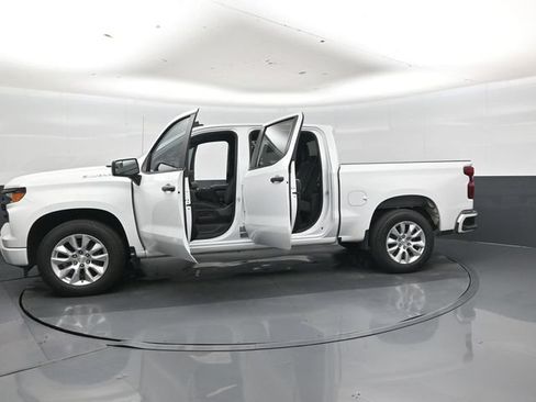 Used 2022 Chevrolet Silverado 1500 Custom RWD image 50