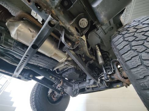 Used 2021 Jeep Gladiator Overland w/ Popular Equipment Package AWD/4WD image 16