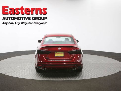 Used 2023 Nissan Altima 2.5 SL FWD image 37