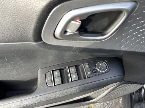 Certified 2022 Kia Soul LX w/ Technology Package image 17