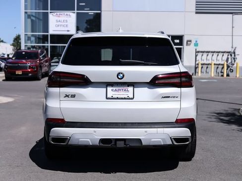 Used 2021 BMW X5 xDrive45e w/ Parking Assistance Package AWD/4WD image 10