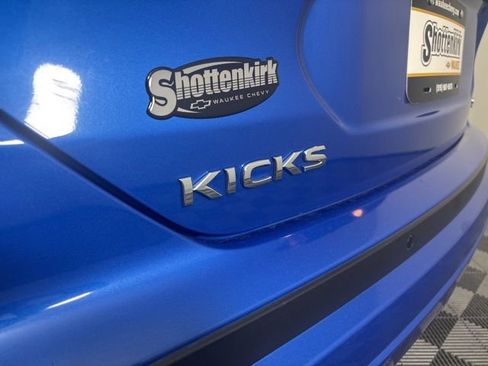Used 2022 Nissan Kicks SR FWD image 31