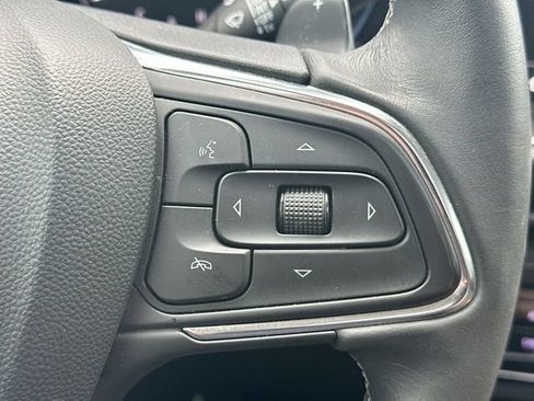 Used 2023 Buick Envision Essence w/ Technology Package I AWD/4WD image 43