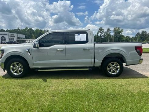Used 2024 Ford F150 XLT w/ Equipment Group 302A MID RWD image 4