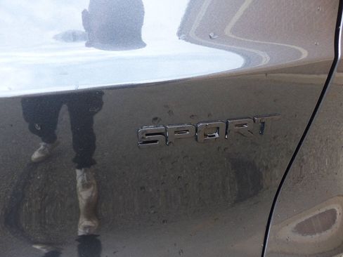 Used 2024 Honda CR-V Sport image 9