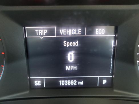 Used 2018 Chevrolet Malibu LT FWD image 21
