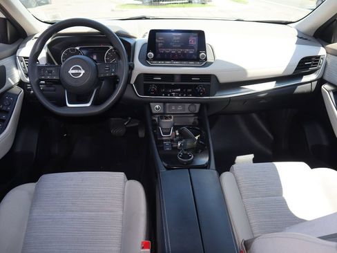 Certified 2023 Nissan Rogue SV AWD/4WD image 17