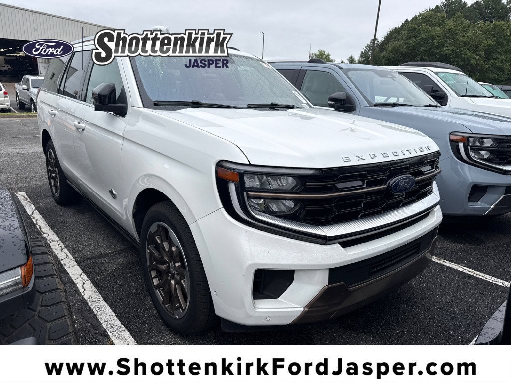 Used 2025 Ford Expedition King Ranch AWD/4WD image 1