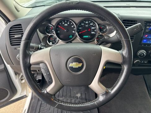Used 2013 Chevrolet Silverado 2500 LT image 18
