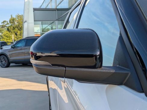New 2026 Ford Explorer ST-Line RWD image 11