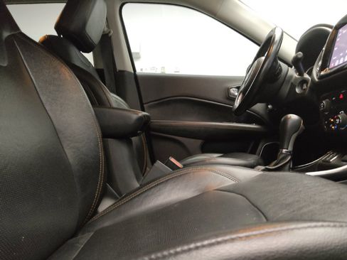 Used 2020 Jeep Compass Limited FWD image 21