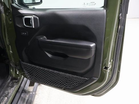 Certified 2021 Jeep Wrangler Sport S image 21