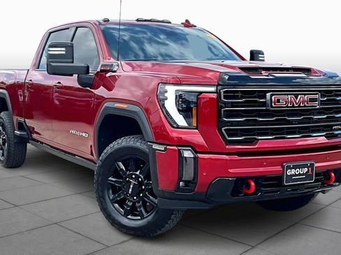 Used 2024 GMC Sierra 3500 AT4 w/ AT4 Premium Plus Package image 3