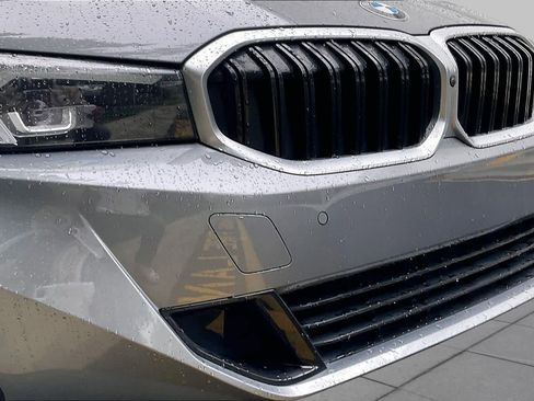 Used 2023 BMW 330i xDrive Sedan w/ Premium Package AWD/4WD image 31