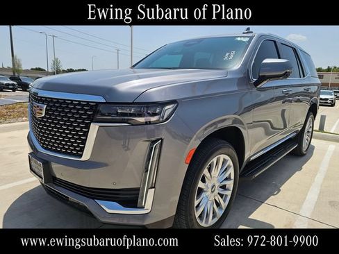 Used 2022 Cadillac Escalade Luxury w/ LPO, Illumination Package RWD image 2