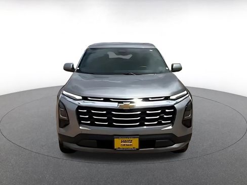 Used 2025 Chevrolet Equinox LT FWD image 4