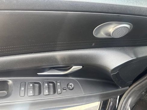 Used 2021 Hyundai Elantra SEL FWD image 13