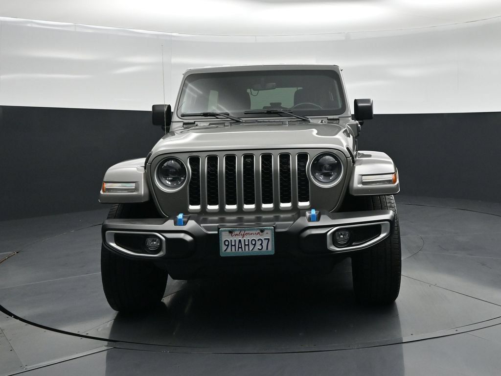 Used 2023 Jeep Wrangler Unlimited Sahara w/ Cold Weather Group AWD/4WD image 20