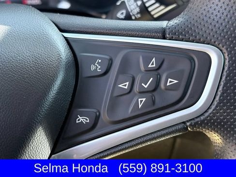Used 2022 Chevrolet Equinox LT FWD image 15