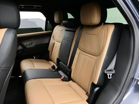 Used 2025 Land Rover Range Rover Sport Dynamic SE image 13