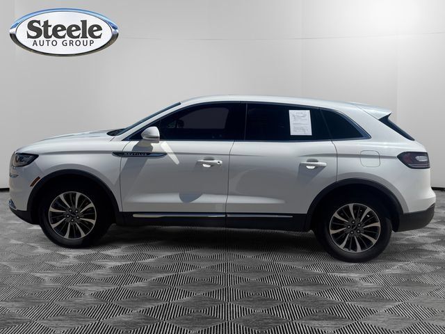 Used 2021 Lincoln Nautilus FWD w/ Equipment Group 101A image 2
