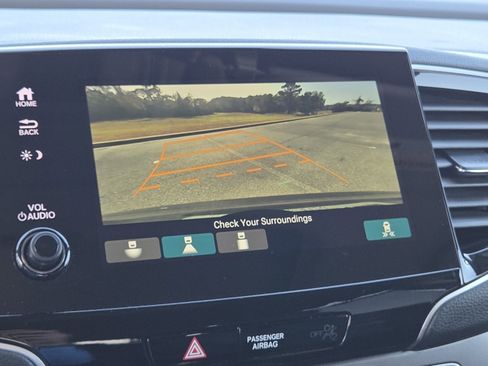 Certified 2022 Honda Pilot Special Edition image 11