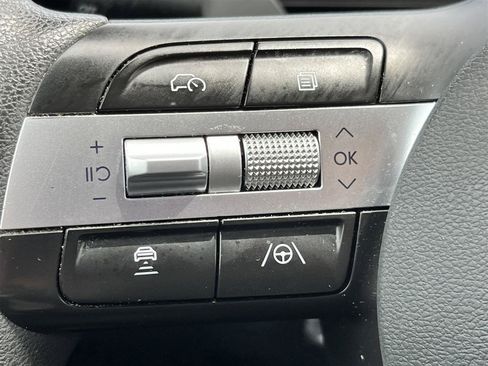 Used 2025 Hyundai Tucson SEL FWD image 22