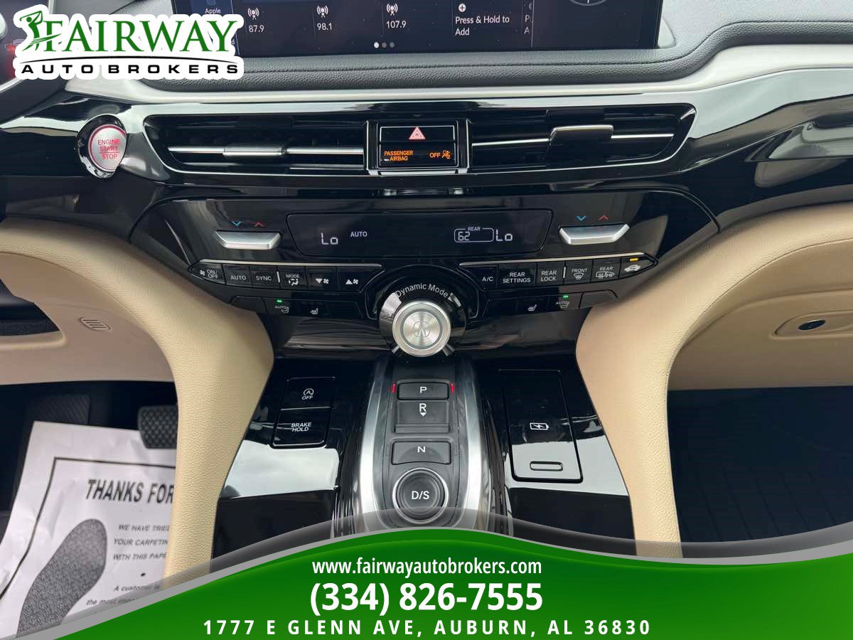 Used 2025 Acura MDX FWD image 25