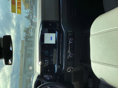 New 2025 GMC Sierra 2500 SLT image 10