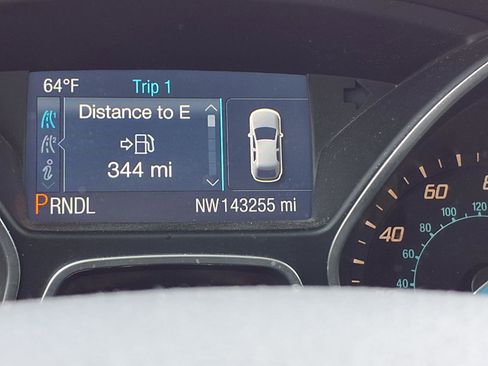 Used 2014 Ford Focus SE w/ SE Winter Package image 15