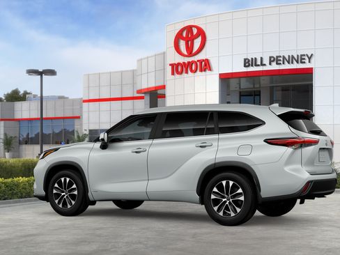 New 2026 Toyota Highlander XLE AWD/4WD image 5