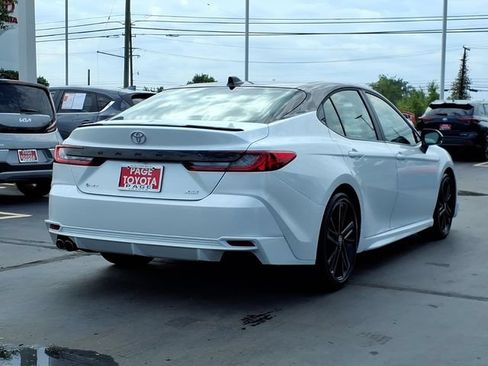 Used 2026 Toyota Camry XSE w/ Premium Package FWD image 4