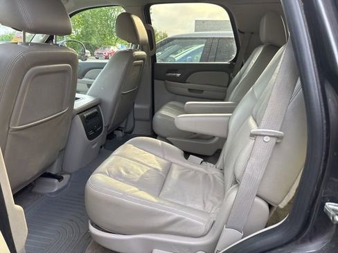 Used 2011 Chevrolet Tahoe LT AWD/4WD image 6