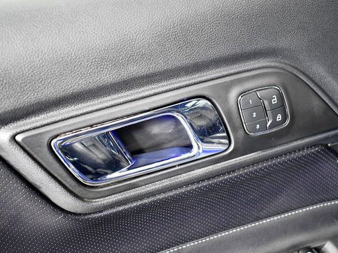 Used 2017 Ford Mustang GT Premium w/ Equipment Group 401A image 23