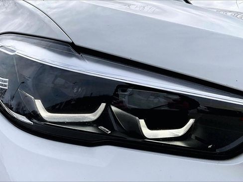 Used 2021 BMW X5 xDrive40i w/ Premium Package image 31