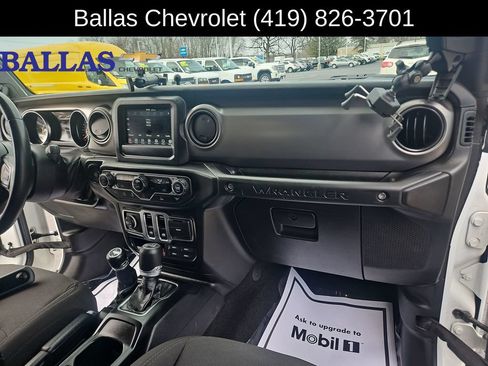 Used 2022 Jeep Wrangler Sport AWD/4WD image 28