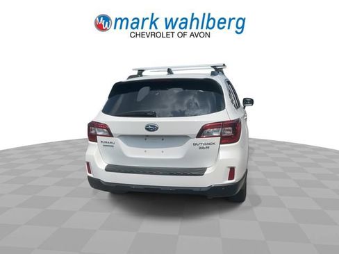 Used 2017 Subaru Outback 3.6R Touring w/ Popular Package #5A AWD/4WD image 7