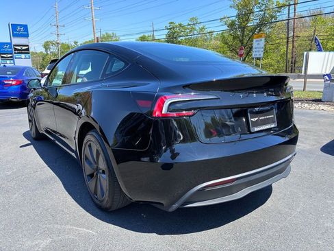 Used 2024 Tesla Model 3 Standard Range RWD image 5